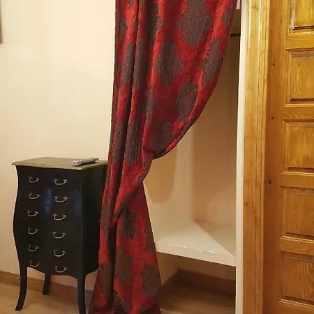 Legado De Ugarte, Casa rural *